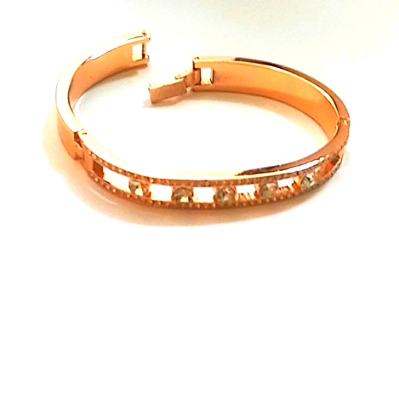 Geoffrey Bean Gold Bangle Bracelet with Rhinestone - Picture 2 of 8